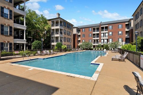 305-307 Seven Springs Way, Brentwood, TN, 37027-4977 | Card Image