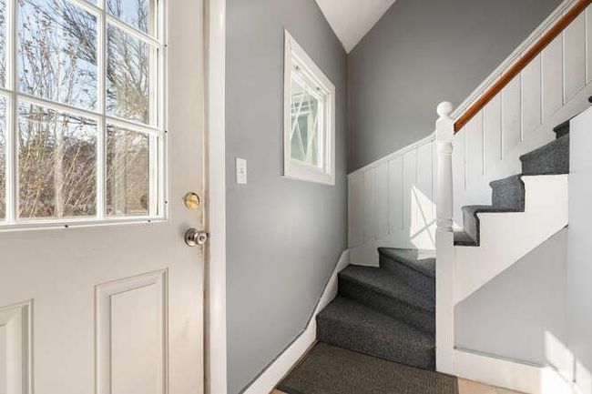10 Conant St, Home with 5 bedrooms, 2 bathrooms and 4 parking in Beverly MA | Image 24