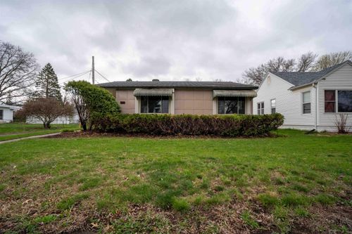 220 Forest Ave, Waterloo, IA, 50702-3627 | Card Image