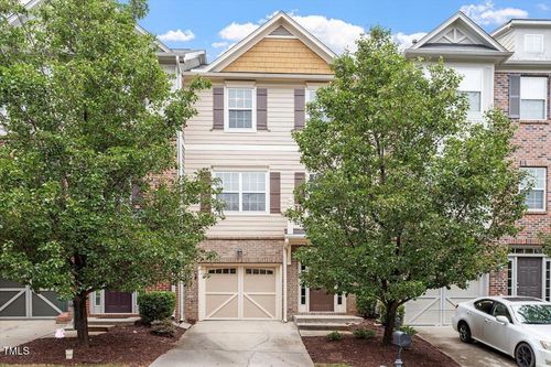 234 Linden Park Ln, Cary, NC, 27519-9117 | Card Image