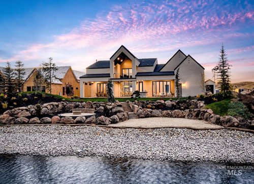 3668 N Harvest Moon Way, Eagle, ID, 83616-1290 | Card Image