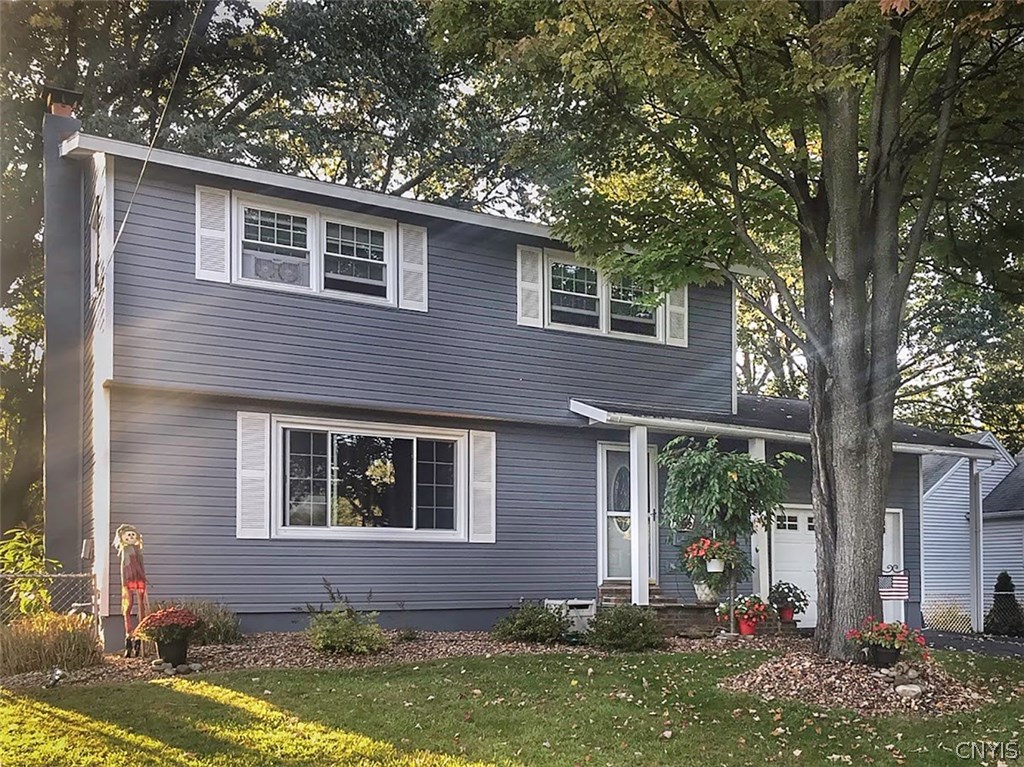 202 Catherine, Sold in Clay Zoocasa