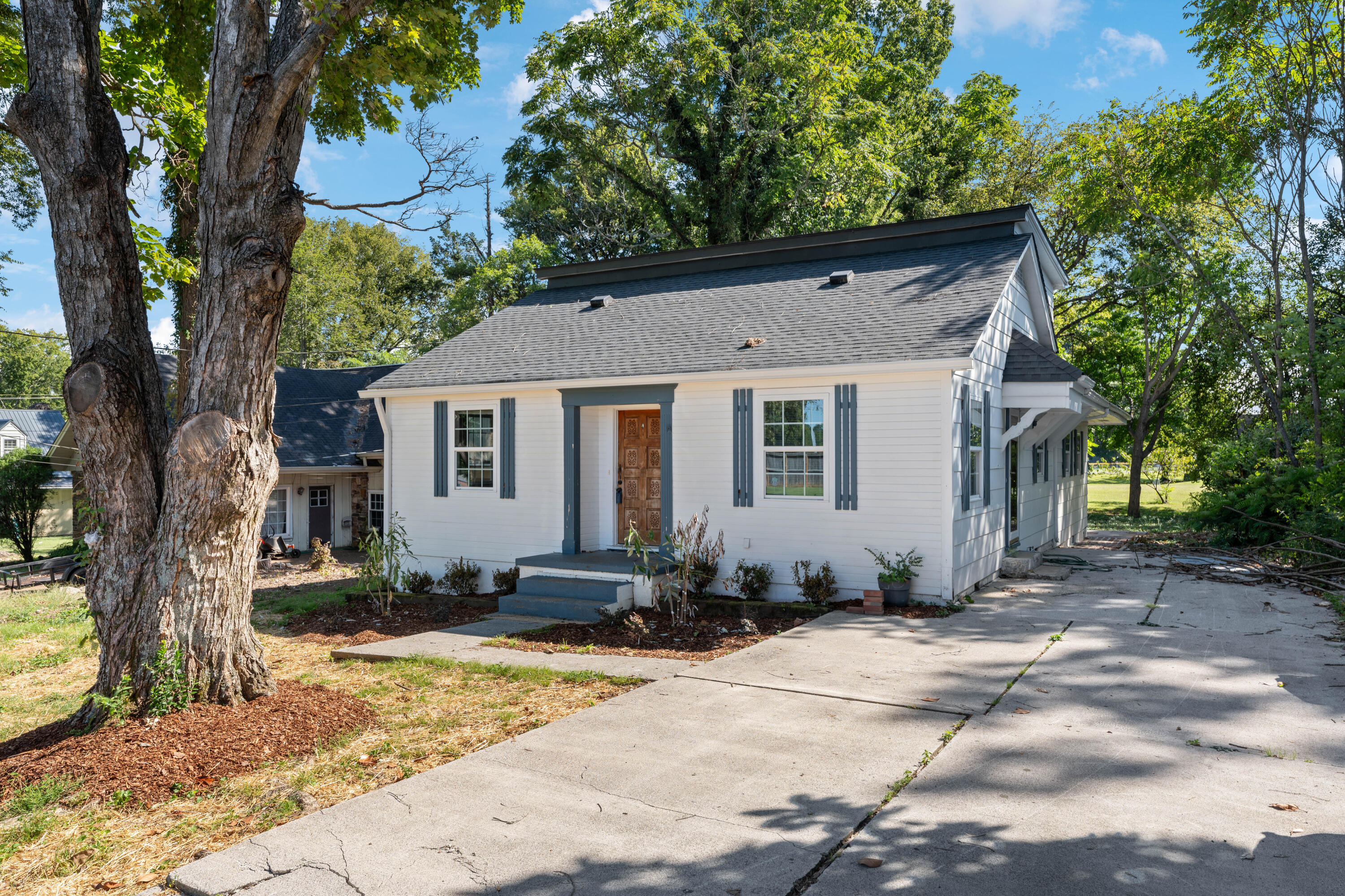 22nd St, Cleveland, TN 37311
