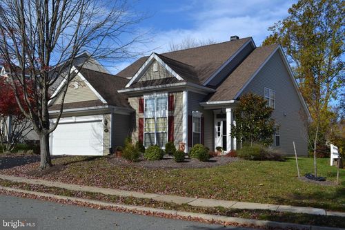 40 Brentwood Rd, Upper Chichester, PA, 19061-4256 | Card Image