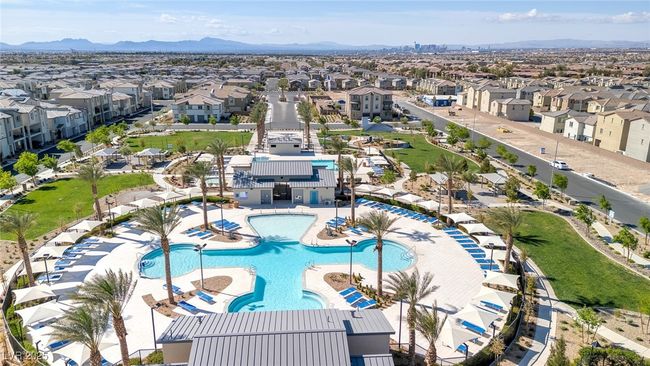 6804 Surf Green Ct, Townhouse with 3 bedrooms, 3 bathrooms and null parking in North Las Vegas NV | Image 31