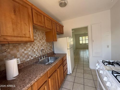 1801 N 7th Ave, Phoenix, AZ, 85007-1762 | Card Image
