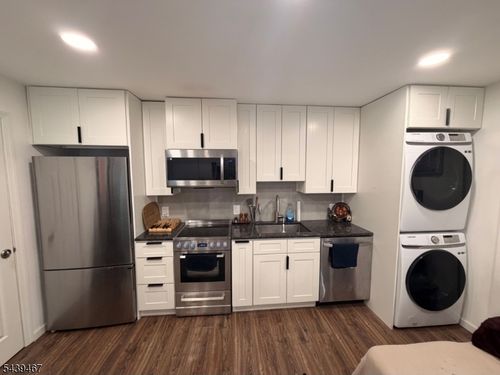 2 Linwood Ter, Caldwell, NJ, 07006-5326 | Card Image