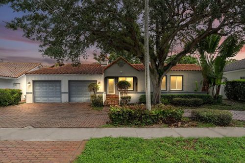 805 Se 10th St, Fort Lauderdale, FL, 33316-1232 | Card Image