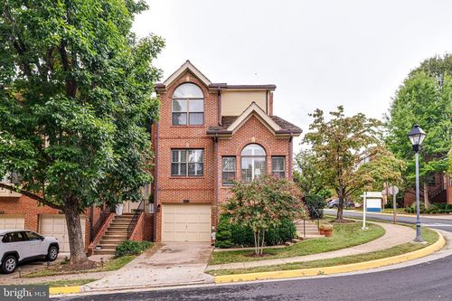 1477 Hampton Hill Cir, MCLEAN, VA, 22101-6015 | Card Image