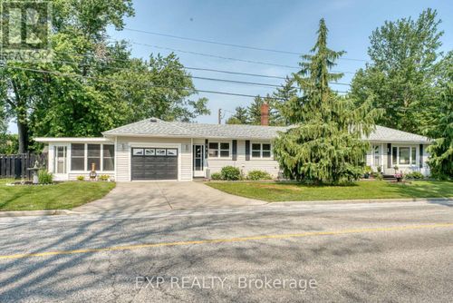 791 Scofield Avenue, Windsor, ON, N9G1L4 | Card Image