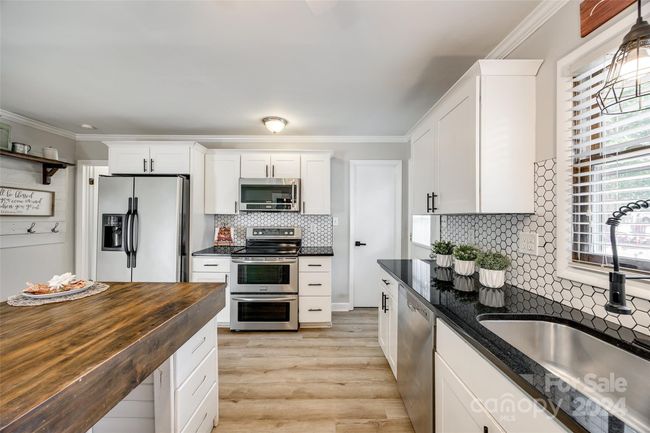 3071 Point Clear Dr, House other with 3 bedrooms, 2 bathrooms and null parking in Tega Cay SC | Image 9