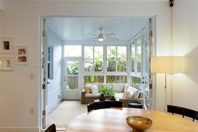 2 - 3154 Peachy St, Townhouse with 3 bedrooms, 3 bathrooms and null parking in Coconut Grove FL | Image 4