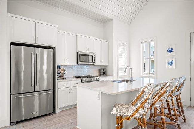 239 Horse Ln, House other with 2 bedrooms, 2 bathrooms and null parking in Port Aransas TX | Image 13