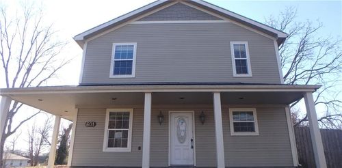 601 Prospect St, Leavenworth, KS, 66048-6900 | Card Image