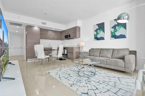 2608-1300 S Miami Avenue, Miami, FL, 33130 | Card Image