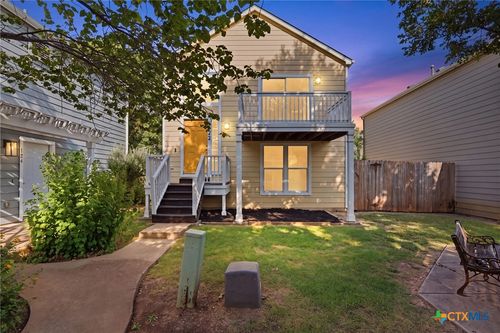 f093-122 Rush Hvn, San Marcos, TX, 78666-8885 | Card Image