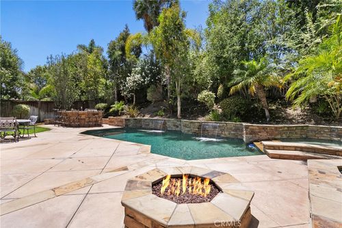 28501 El Sur, Laguna Niguel, CA, 92677-4438 | Card Image