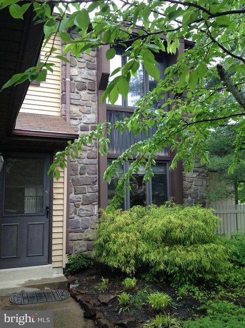 130 Granite Hill Ct, LANGHORNE, PA, 19047-1017 | Card Image