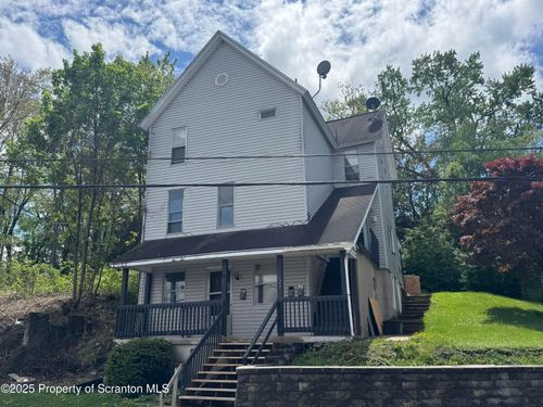 627 S Blakely St, Scranton, PA, 18510-1206 | Card Image