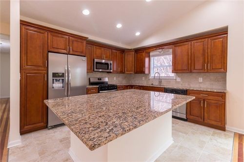 2688 Porter Dr, Lawrenceville, GA, 30044-7118 | Card Image