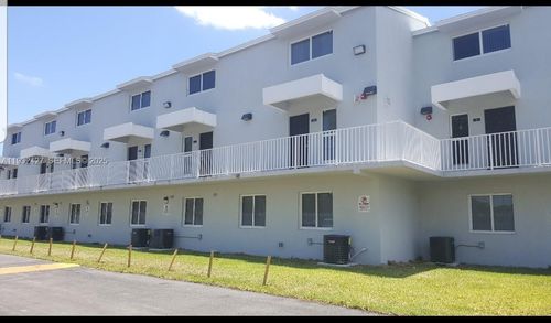apt-7-1999 Nw 5th Pl, Miami, FL, 33136-1260 | Card Image