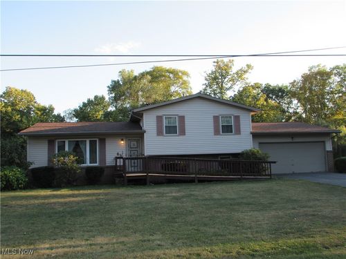 631 W 8th St, Salem, OH, 44460-1511 | Card Image