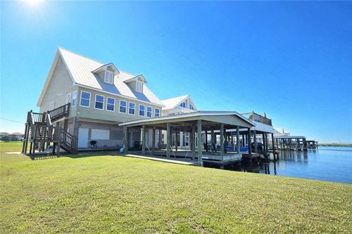 100 Deer Range Ln, Port Sulphur, LA, 70083-2355 | Card Image