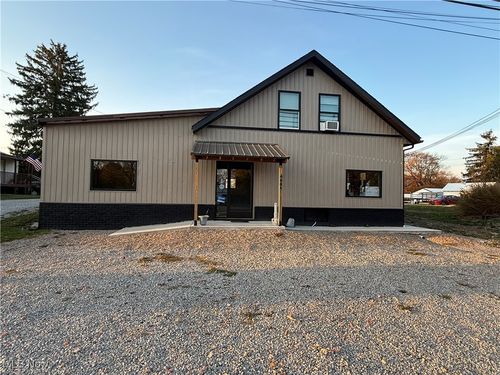 ste-a-4445 East Pike, Zanesville, OH, 43701-0011 | Card Image