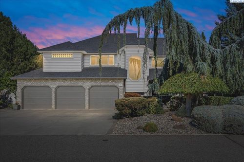 1401 Road 79, Pasco, WA, 99301-1754 | Card Image