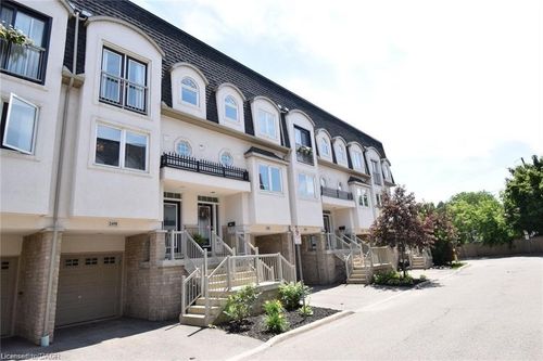 2458 Scholars Common, Burlington, ON, L7P2W2 | Card Image