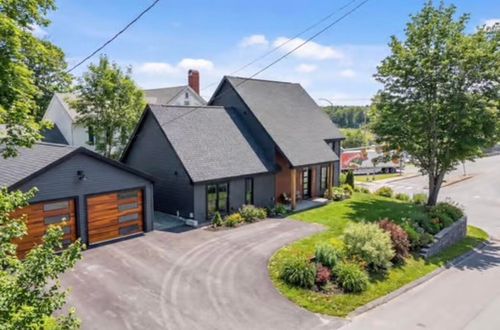 3 Main Street, Bucksport, ME, 04416 | Card Image