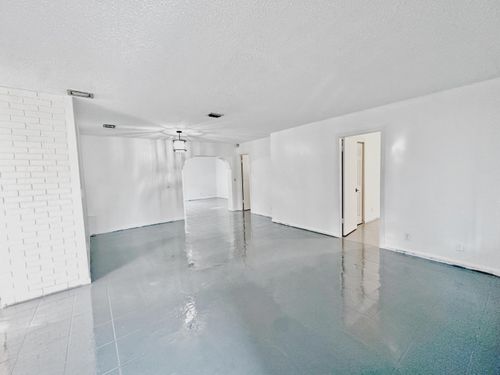 207 Huron Place, West Palm Beach, FL, 33409 | Card Image