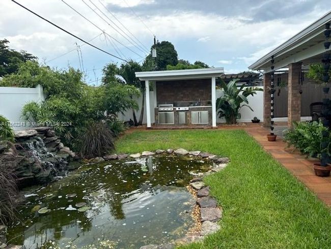 6769 Camelia Dr, House other with 3 bedrooms, 2 bathrooms and null parking in Miramar FL | Image 25