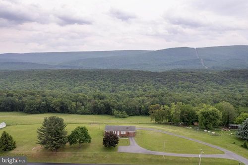 2725 Carpers Pike, GORE, VA, 22637-2834 | Card Image