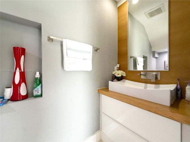 22130 Sw 89 Th Ct, Townhouse with 3 bedrooms, 3 bathrooms and null parking in Cutler Bay FL | Image 10