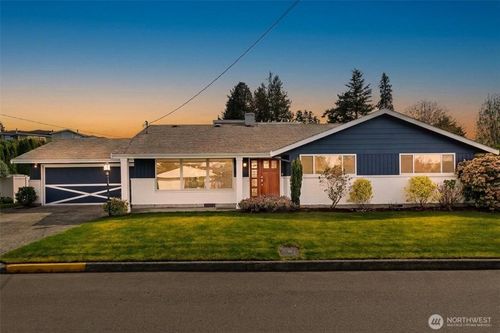 612 Aloha Way, Edmonds, WA, 98020 | Card Image