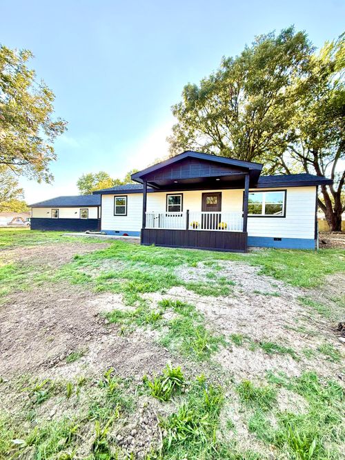 312 S Quincy St, Commerce, OK, 74339-2235 | Card Image