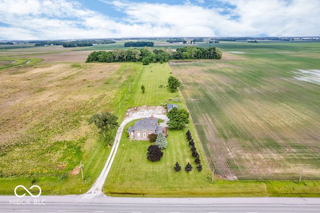 overview of rural landscape with extensive farmland | Image 56