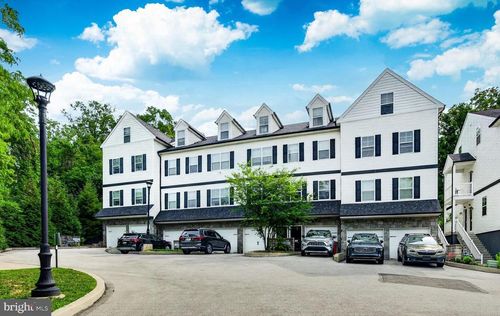 123 Colwell Ln, CONSHOHOCKEN, PA, 19428-1106 | Card Image