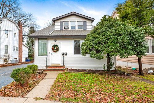 26 Van Ness Ter, Maplewood, NJ, 07040-3325 | Card Image