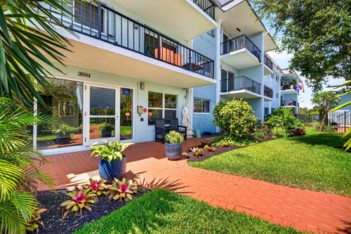 216-c-3004 Ne 5th Ter, Wilton Manors, FL, 33334-2073 | Card Image