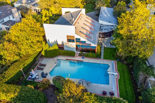 2100 Pfingsten Rd, Northbrook, IL, 60062-6428 | Card Image