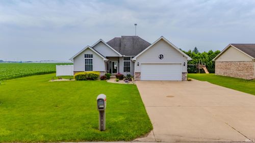4450 Farmington Road, Gas City, IN, 46933 | Card Image