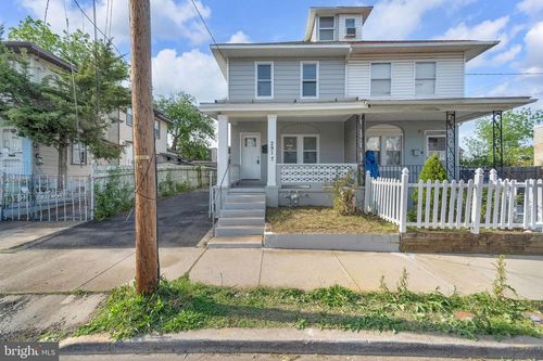 2917 Mickle St, Camden, NJ, 08105-2235 | Card Image