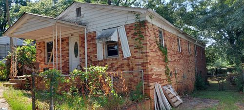 135 Glenn Rd, Greenville, SC, 29607-2230 | Card Image