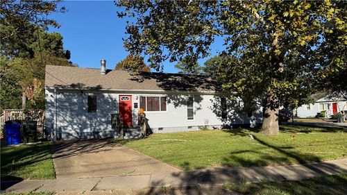 4542 Dora Cir, Norfolk, VA, 23513-5332 | Card Image