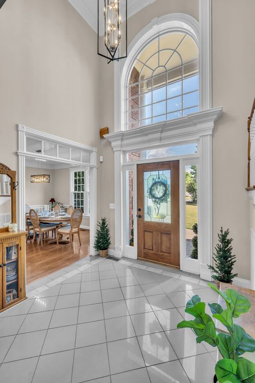 113 Secretariat Pl, Hendersonville, TN, 37075-2716 | Card Image