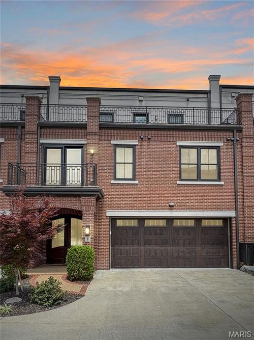 4 Market St, Washington, MO, 63090-2508 | Card Image