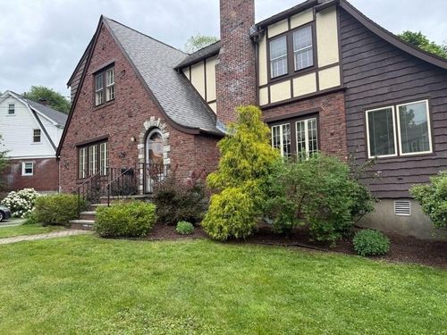 9 Mayfield Rd, Belmont, MA, 02478-1022 | Card Image