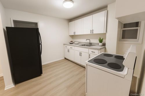 2f-13872 Francis Lewis Blvd, Rosedale, NY, 11422-1705 | Card Image